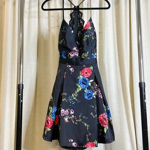 Black Floral Print Dress-Sz M Homecoming Dress